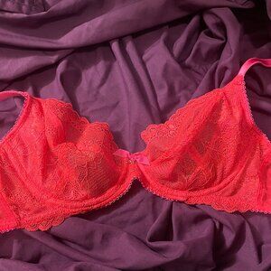 NWOT Gossard Superboost Unlined Plunge 30DD - Red and Pink